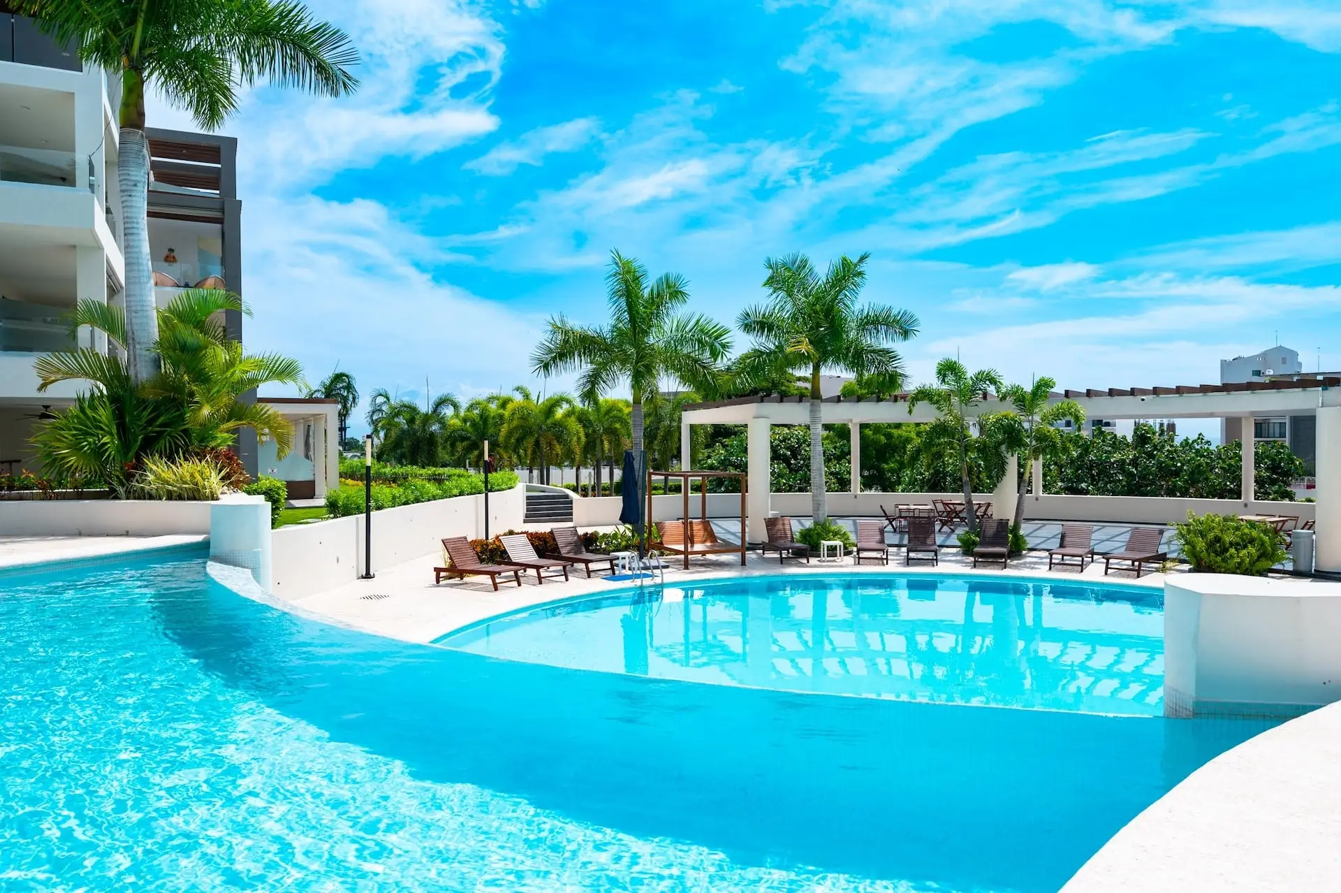 Gallery Quadrant Luxury Ocean Living
