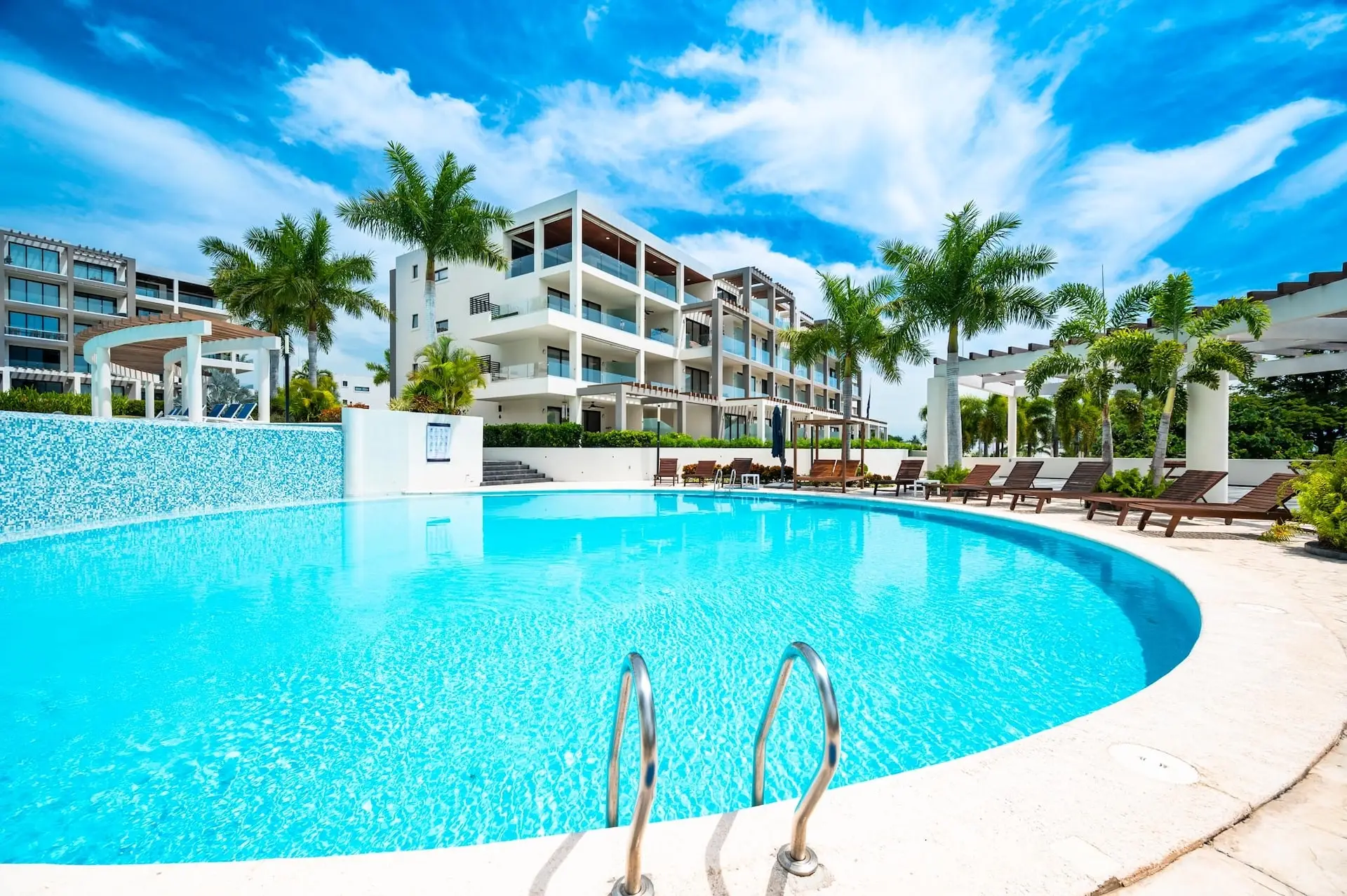 Gallery Quadrant Luxury Ocean Living