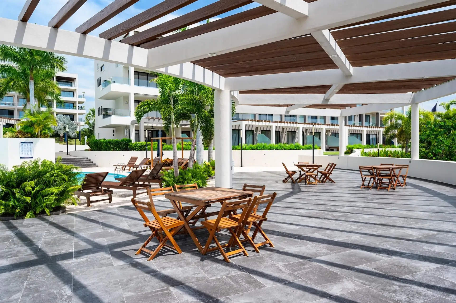 Gallery Quadrant Luxury Ocean Living