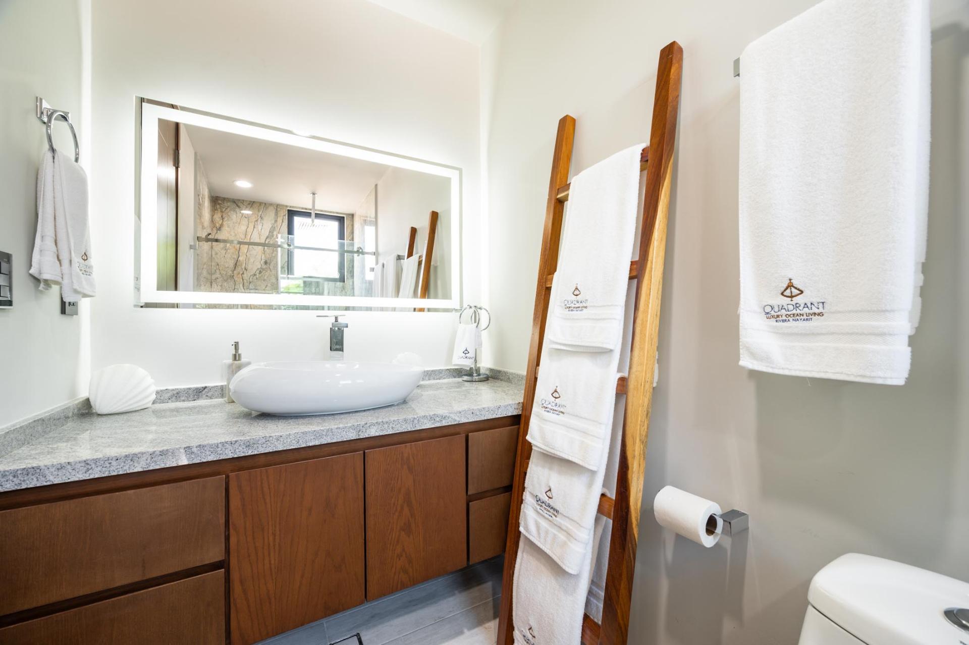 Condominio 4103 - Quadrant Luxury Ocean Living
