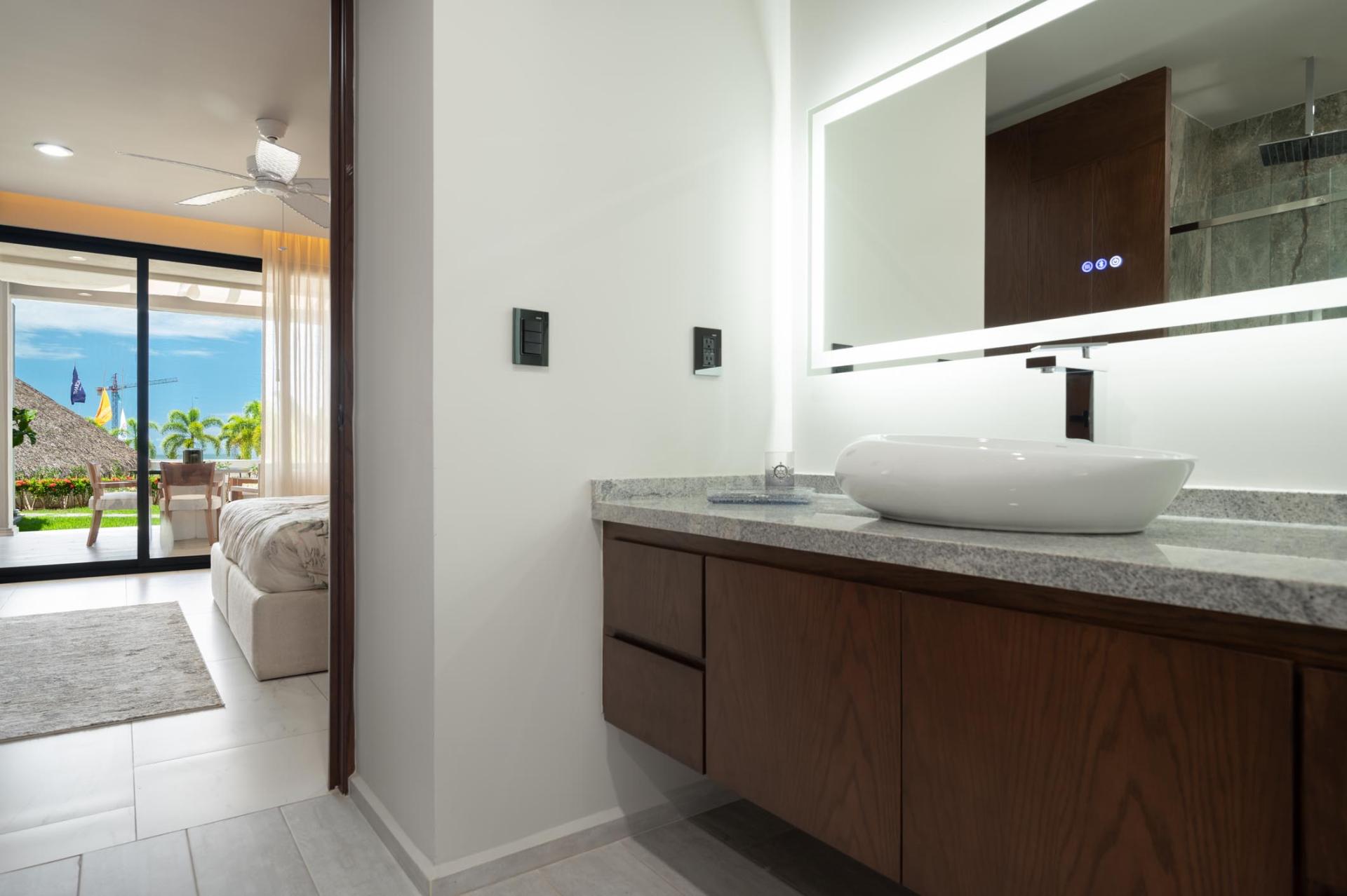 Condominio 4306 - Quadrant Luxury Ocean Living
