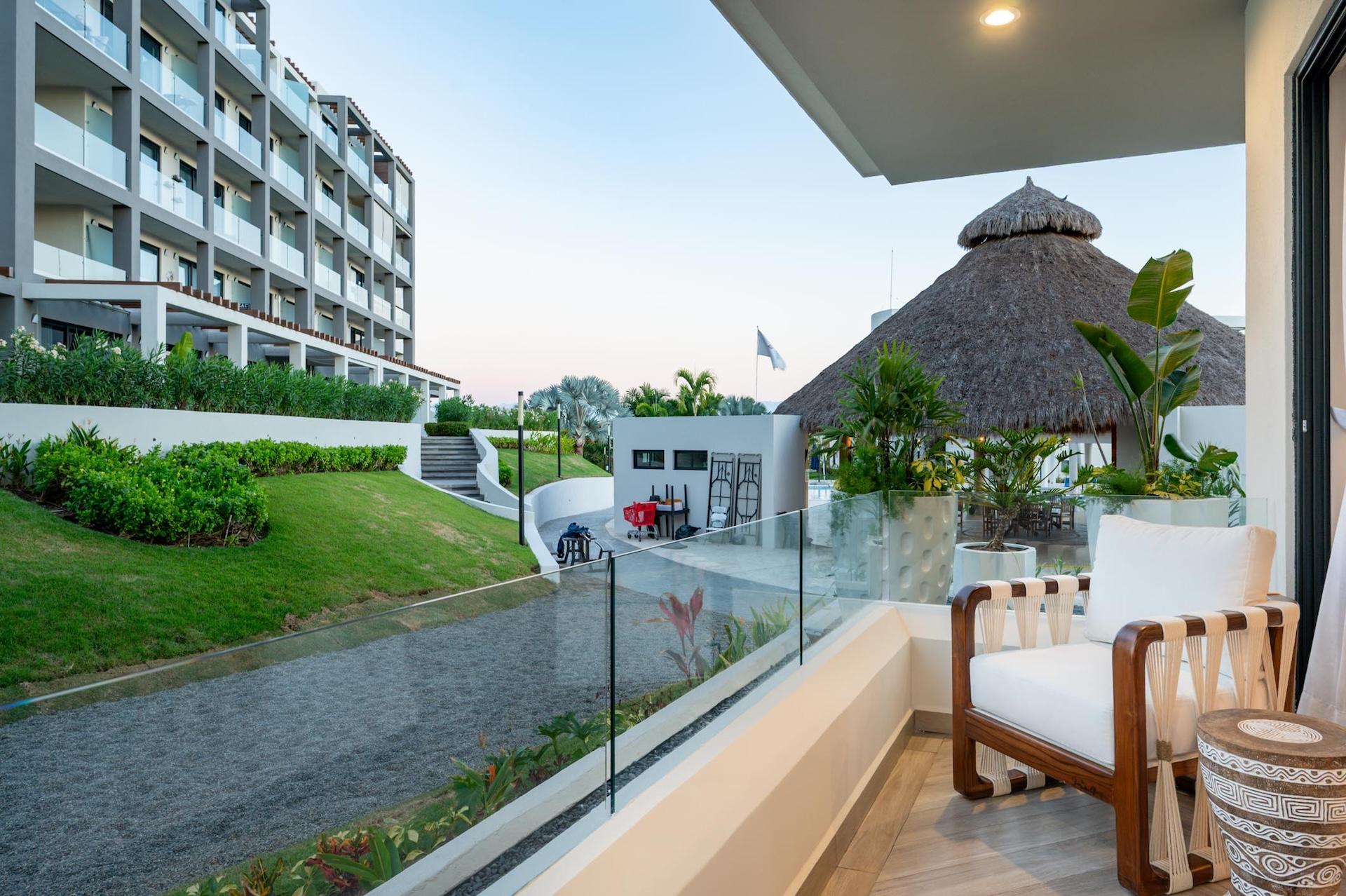 Condominio 104-B - Quadrant Luxury Ocean Living