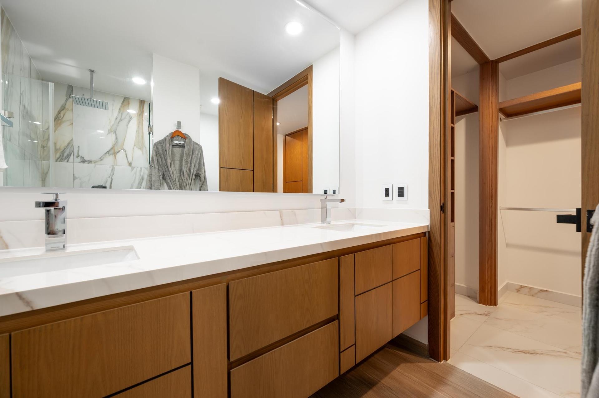 Condominio 404-B - Quadrant Luxury Ocean Living